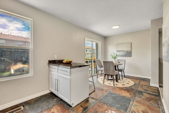 Foto del edificio - 2830 Keltic Ct