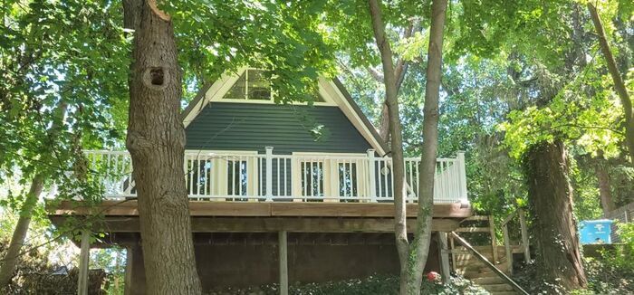 Foto principal - Beautiful A-Frame Home for Rent