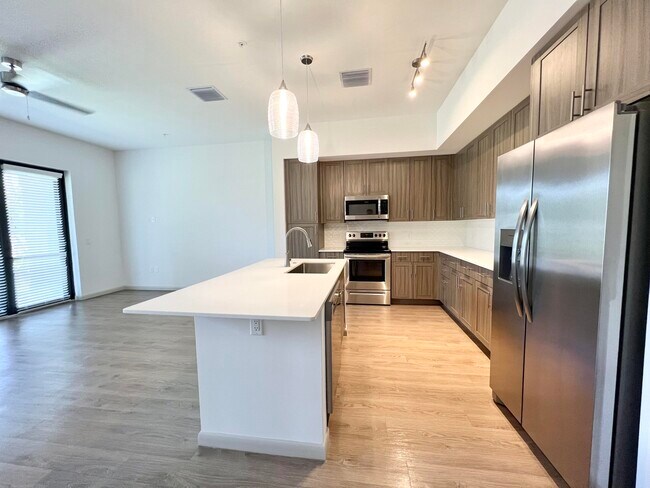 Building Photo - 12185 US-1