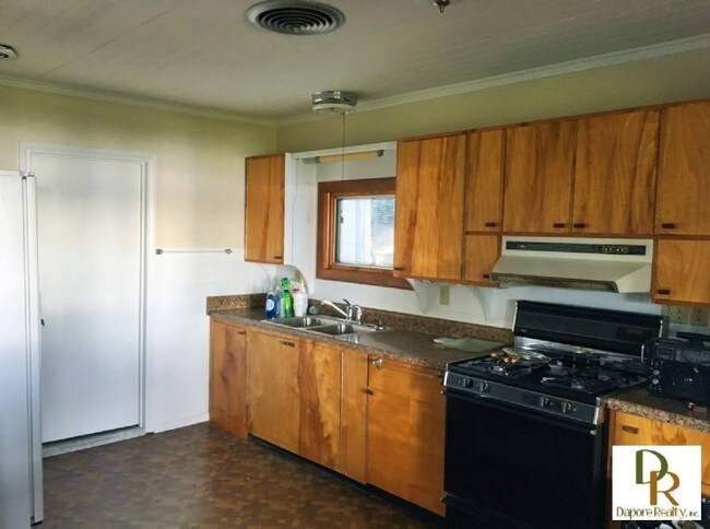 Building Photo - 3428 Holliday Ave