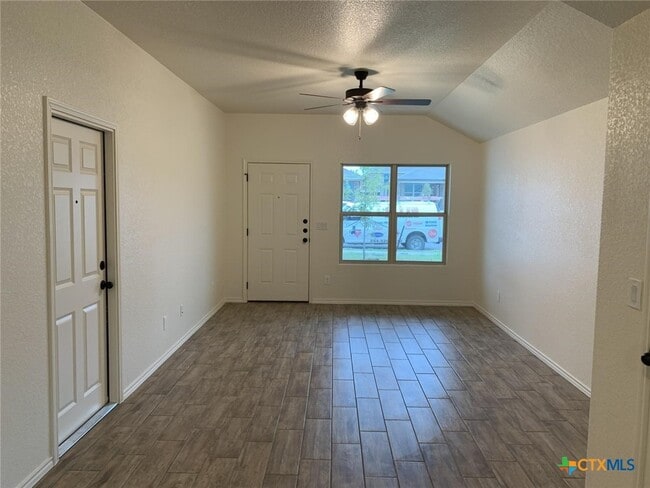 Building Photo - 2412 Alterman Dr