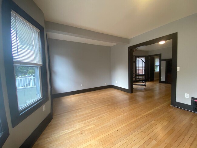 Foto del edificio - Maryland Upper near UWM