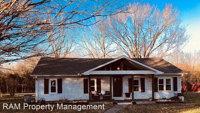 Foto del edificio - 3 br, 2 bath House - 6827 Glenn Lane