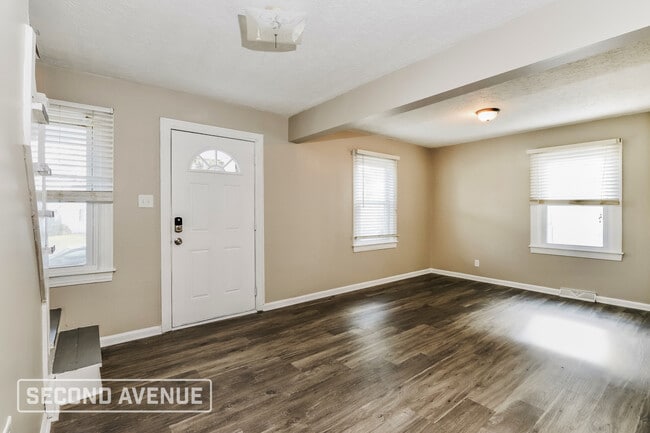 Foto del edificio - 1005 Carlisle Ave