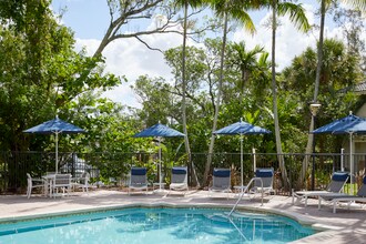 Building Photo - New River Cove Apartments