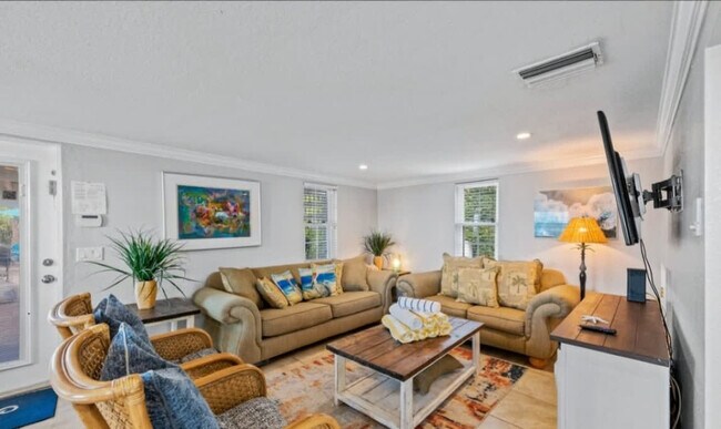 Foto del edificio - 100 7th St S