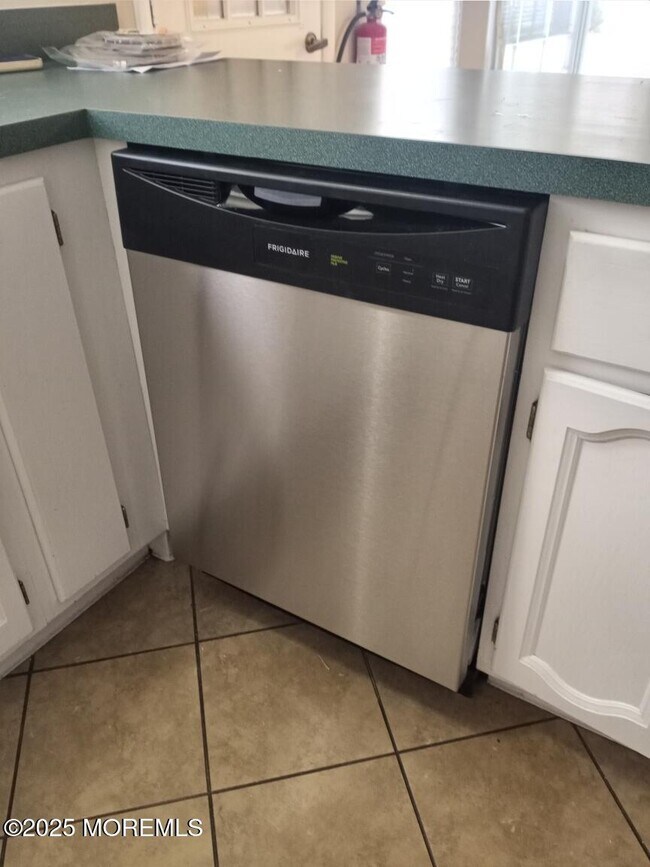 Foto del edificio - 19 Marlow Ave