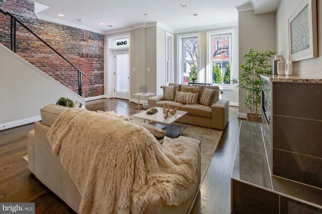 Foto del edificio - 302 M St NW