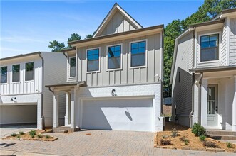Building Photo - 799 Stickley Oak Way