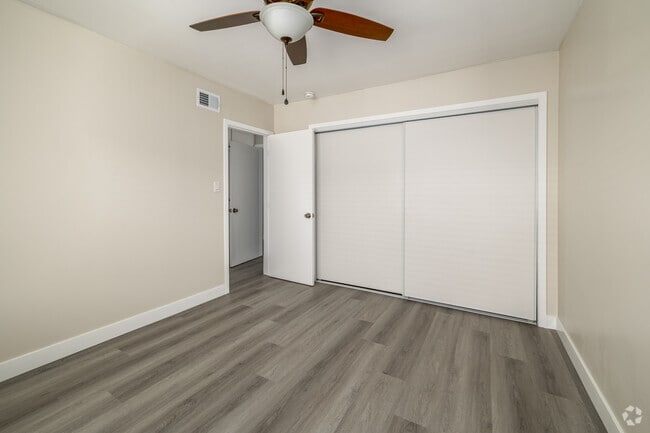 2BR, 1BA - 750SF - Primary Bedroom - 3910 Coco Ave