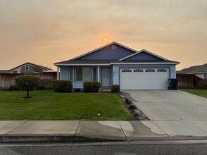 Building Photo - 4603 Messara Ln