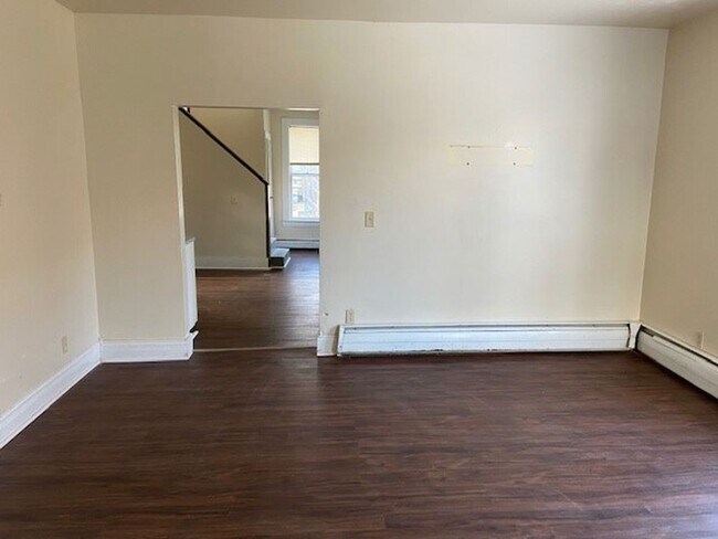 Foto del edificio - 56 Lincoln Ave