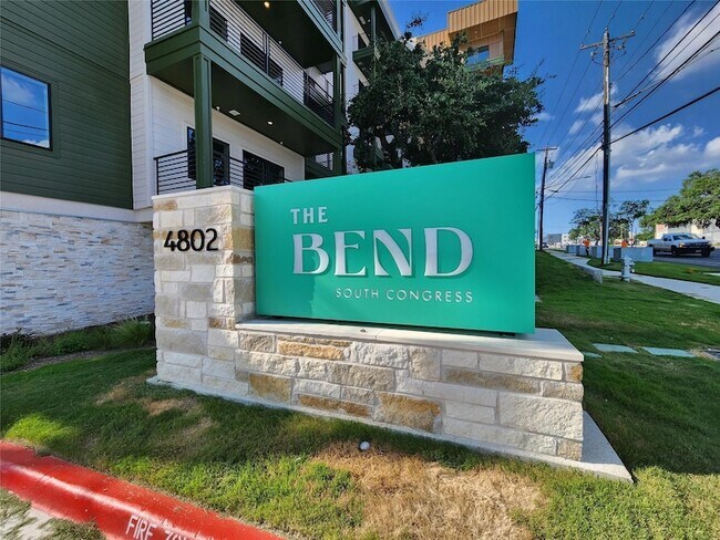 Foto del edificio - 4802 S Congress Ave