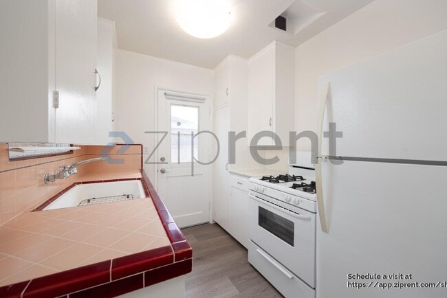 Building Photo - 3313 Herman Ave