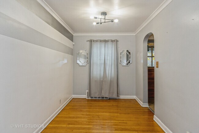 Building Photo - 1405 N Harlem Ave