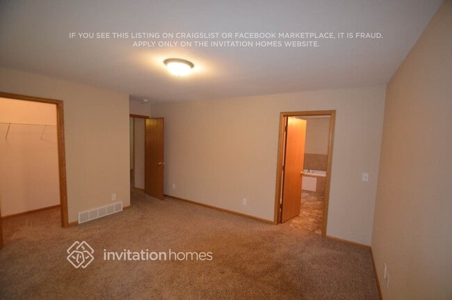 Building Photo - 7215 Thomas Ave S