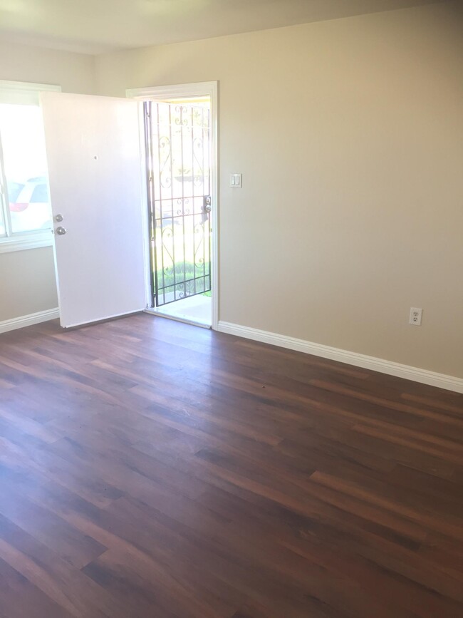 Building Photo - 3222 Clairemont Mesa Blvd