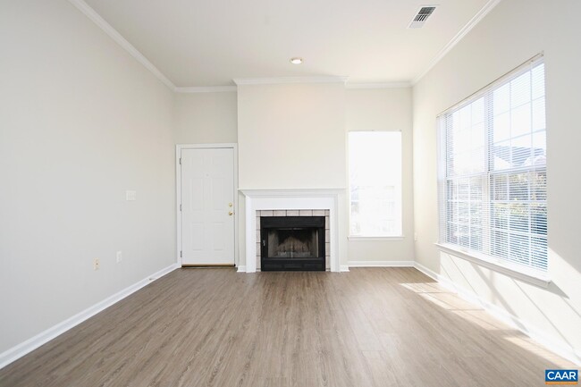 Foto del edificio - 935 Dorchester Pl