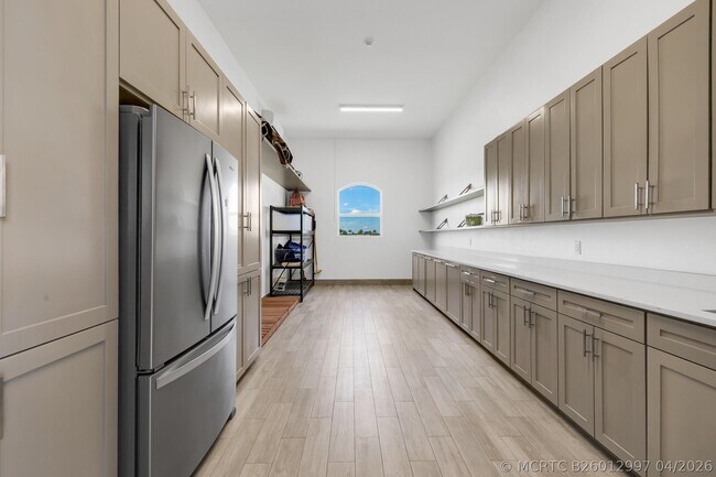 Building Photo - 5181 Lasso Way