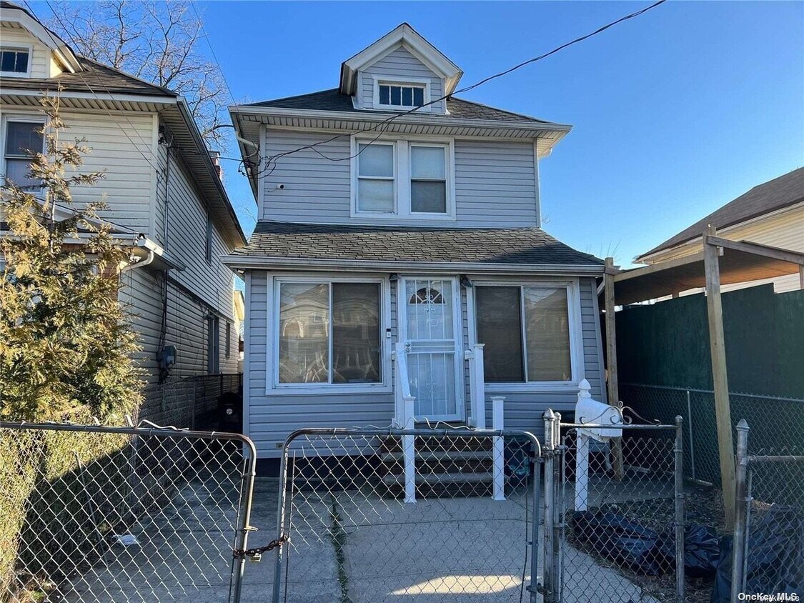 Foto principal - 169-16 104th Ave