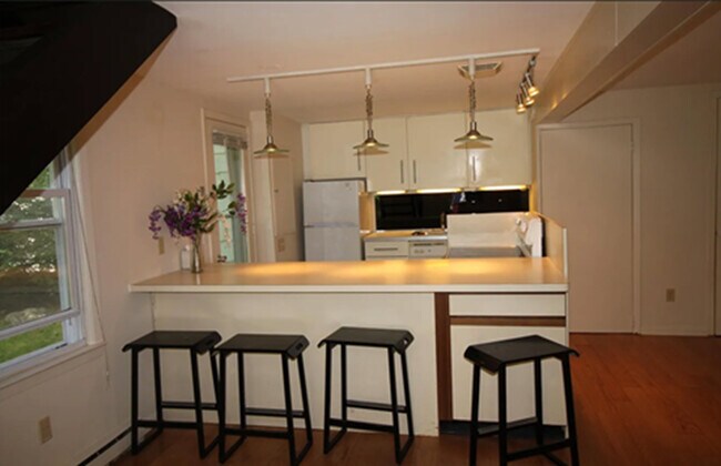 Foto del edificio - 301 Mill Rd