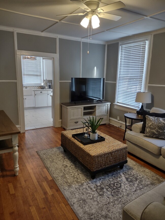 Foto del edificio - 2BR/1BA Home in Carolina Place!  $1,825/mo...