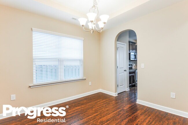 Building Photo - 132 Marsh Creek Dr