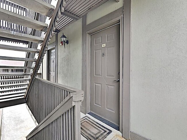 Foto del edificio - 525 N Dupont Ave