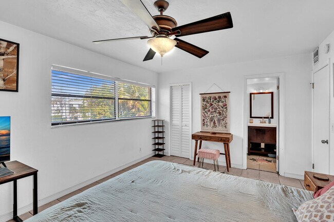 Foto del edificio - 1826 N Dixie Hwy