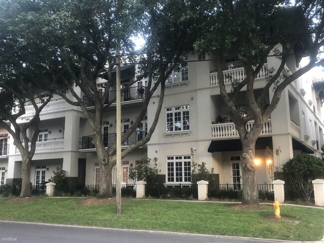 Foto del edificio - 2064 Herschel St