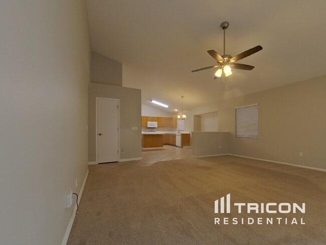 Foto del edificio - 2636 Cahill Way