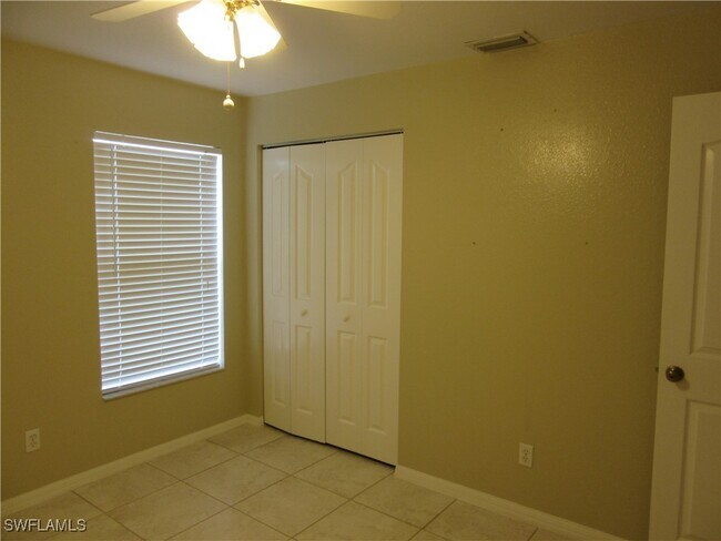 Foto del edificio - 271 SW 4th St