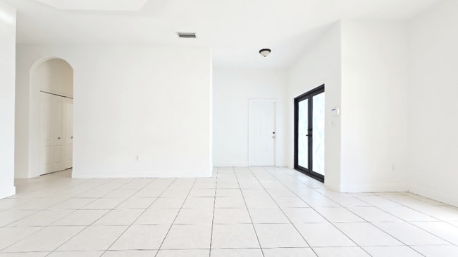 Foto del edificio - 14941 SW 26th Terrace
