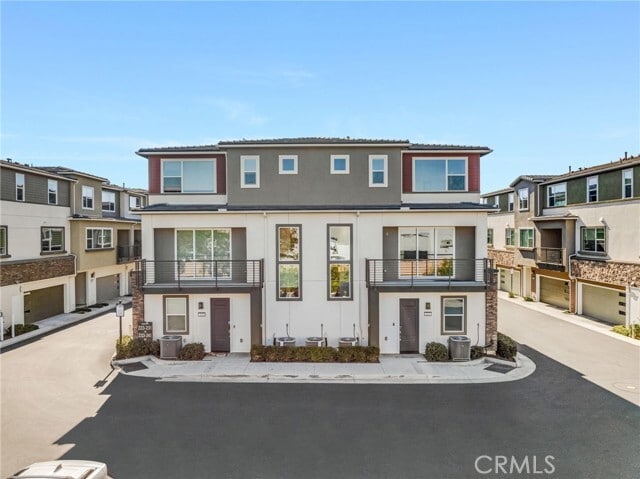 Foto del edificio - 221 Carmona