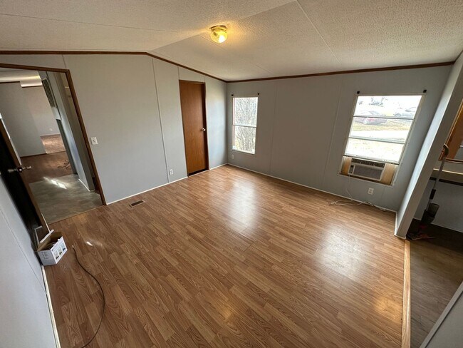 Foto del edificio - Spacious 3 bedroom, 2 bath singlewide in A...