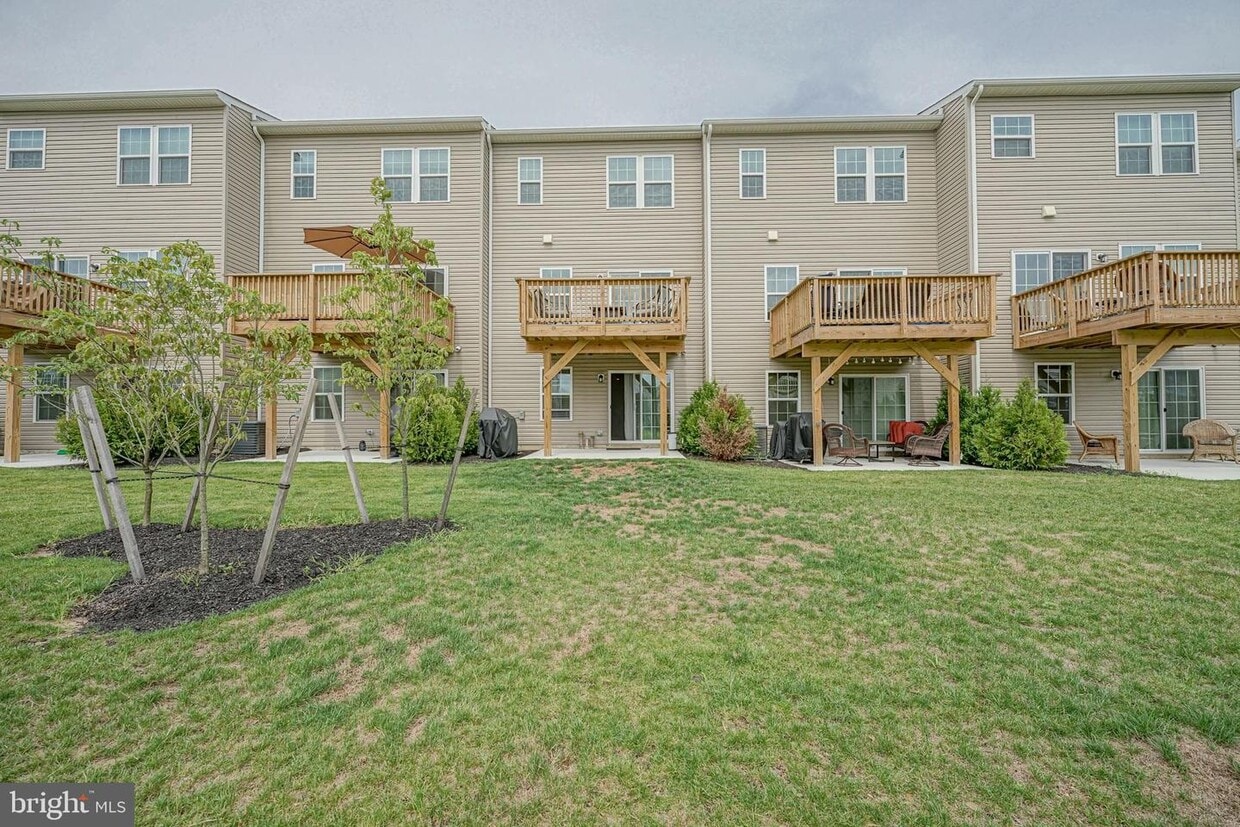 128 Fela Dr, Cinnaminson, NJ 08077 Townhome Rentals in Cinnaminson NJ