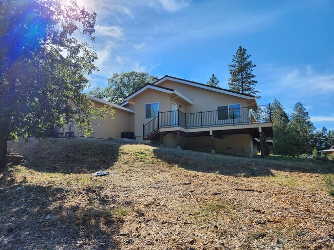 Building Photo - 11863 McCourtney Rd