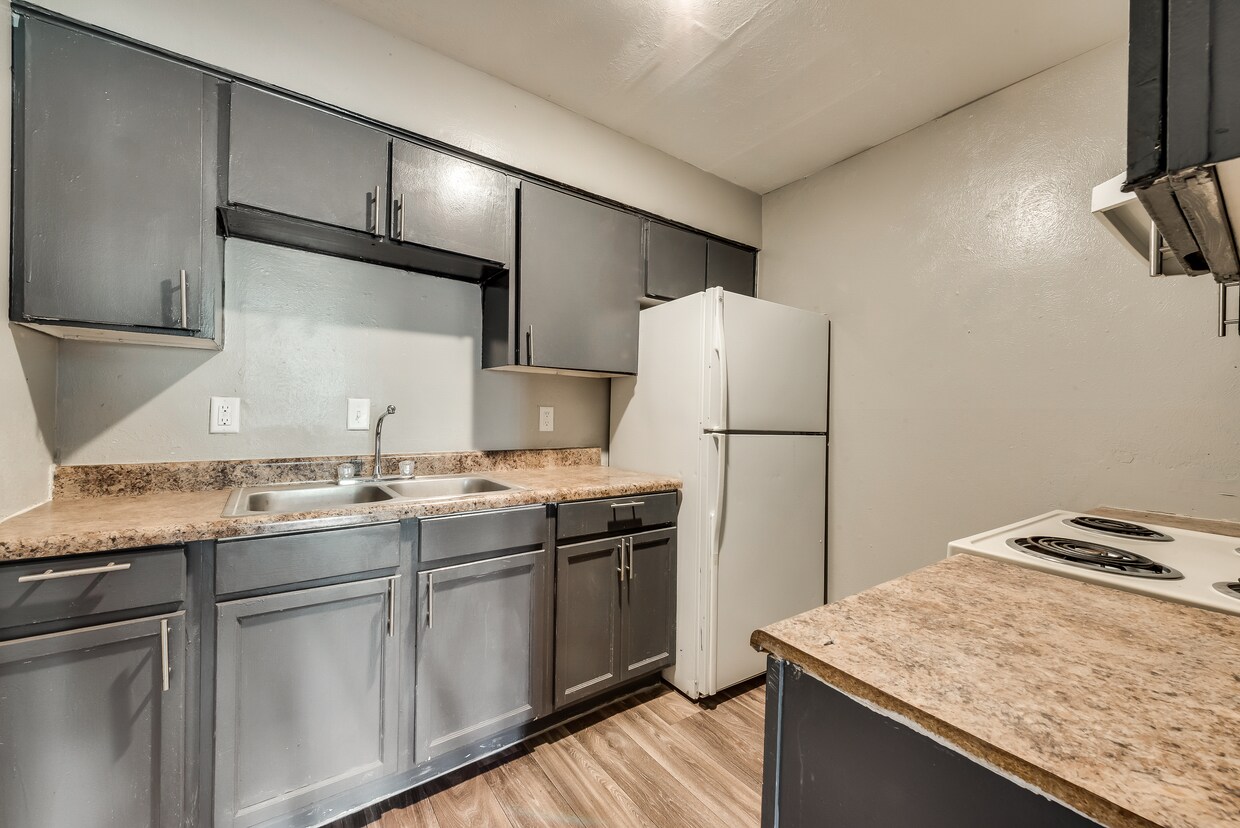 Mill House Apartments in Dallas, TX