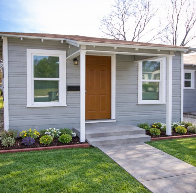 Building Photo - 936 Poinsettia St