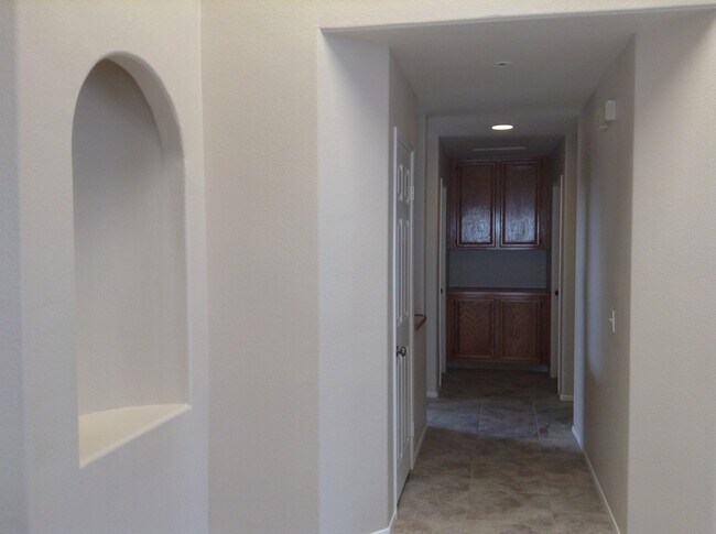 Building Photo - 25540 Brownestone Way