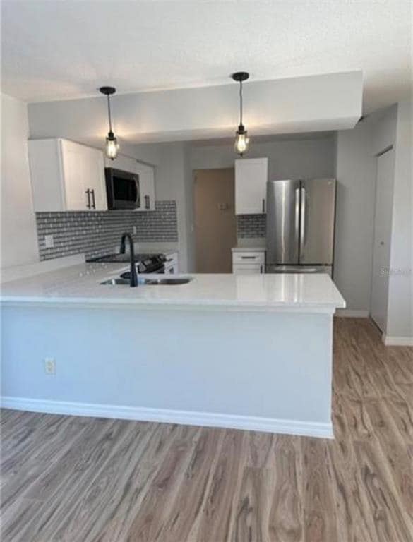 Building Photo - 7149 Carmel Ave