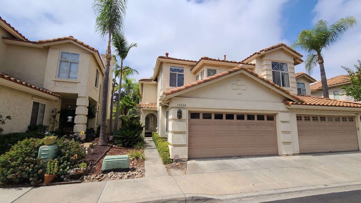 Primary Photo - Scripps Ranch Townhome in Campton