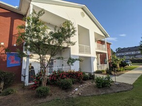 Building Photo - 49 Private Rd 3057
