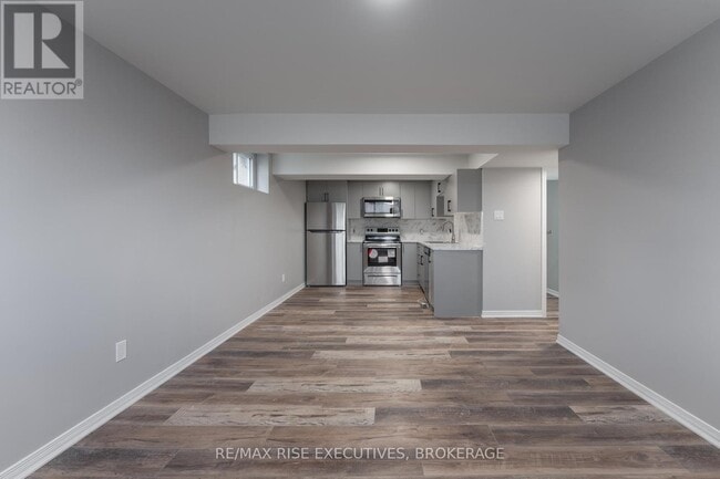 Photo du bâtiment - 788-788 Hillside Dr