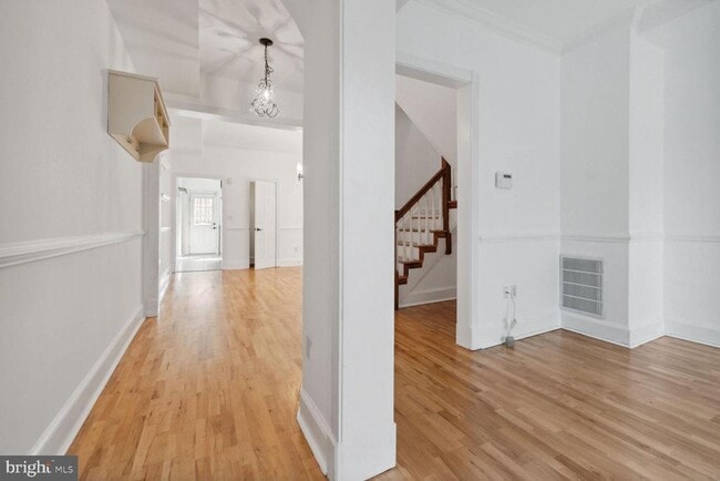 Building Photo - 443 12th St NE