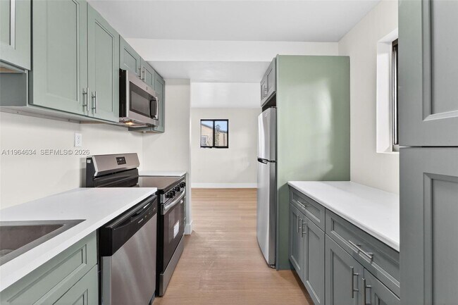 Foto del edificio - 555 NW 94th St