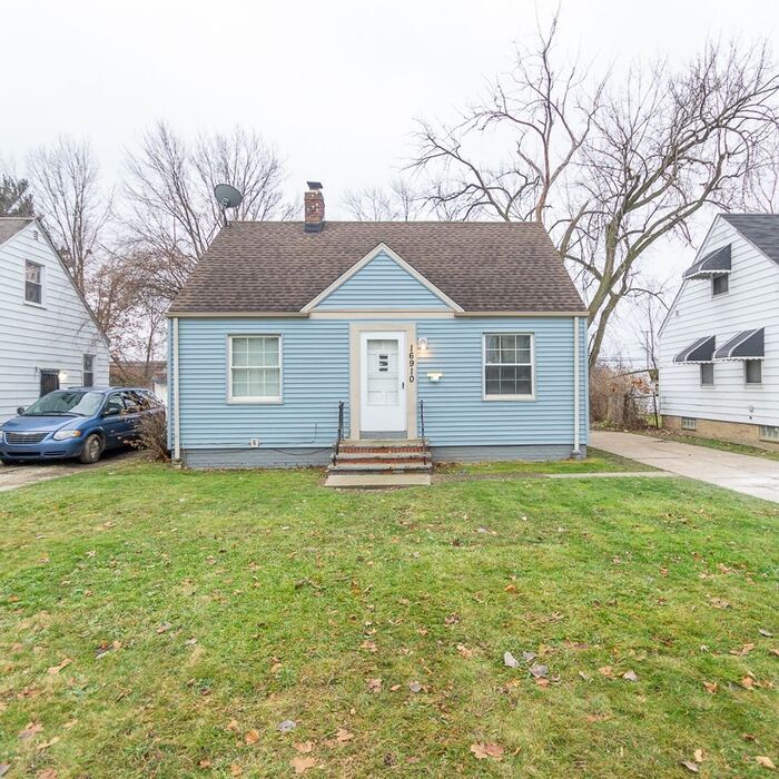 Updated 3BD/1.5BA Home in LeeHarvard Area House Rental in Cleveland