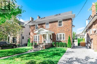 Building Photo - 170 Strathallan Blvd