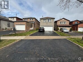 Building Photo - 141 Surbray Grove