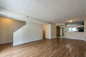 Foto principal - 152 N Beacon St